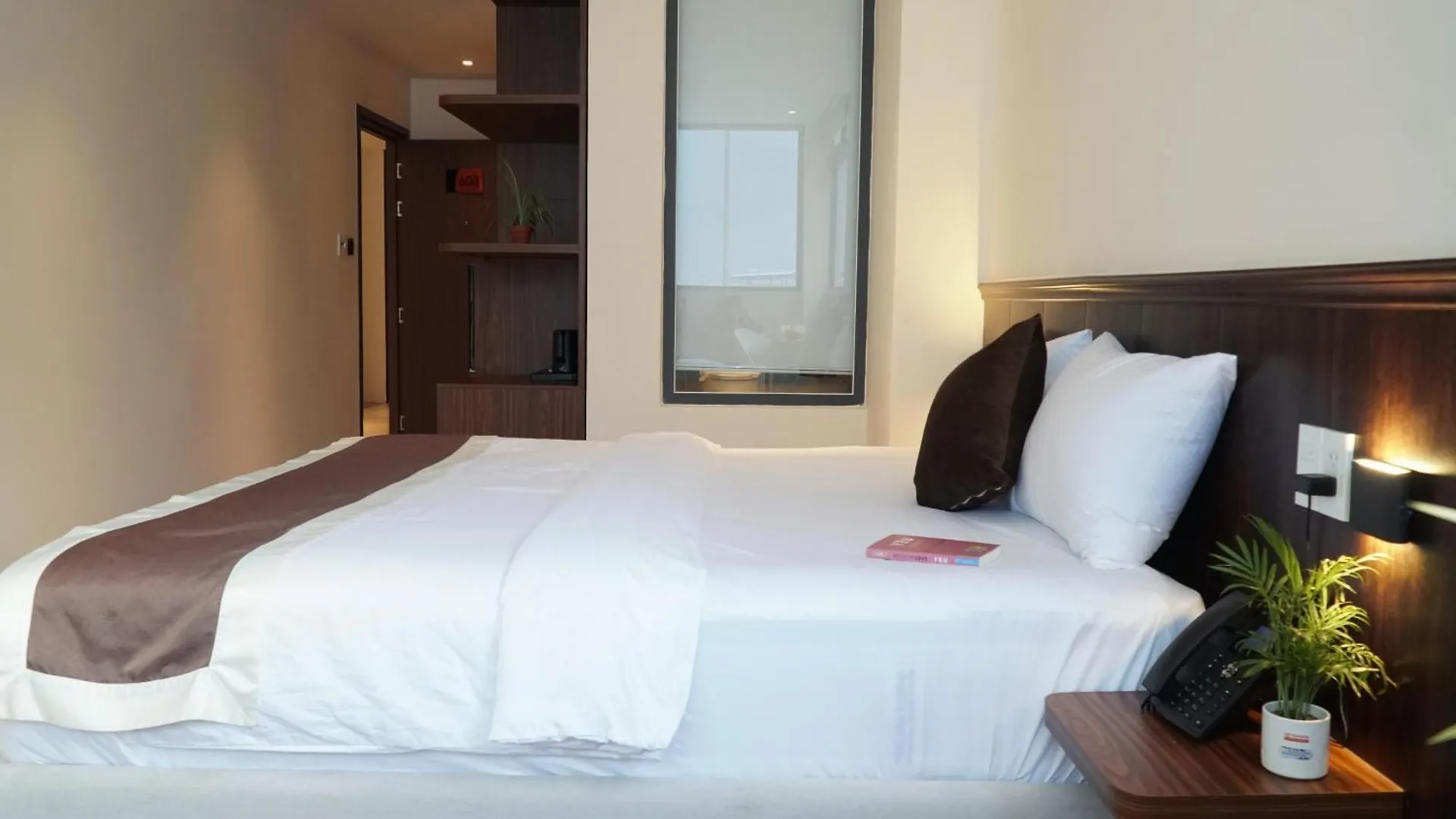 Bros Hotel Ho Chi Minh City